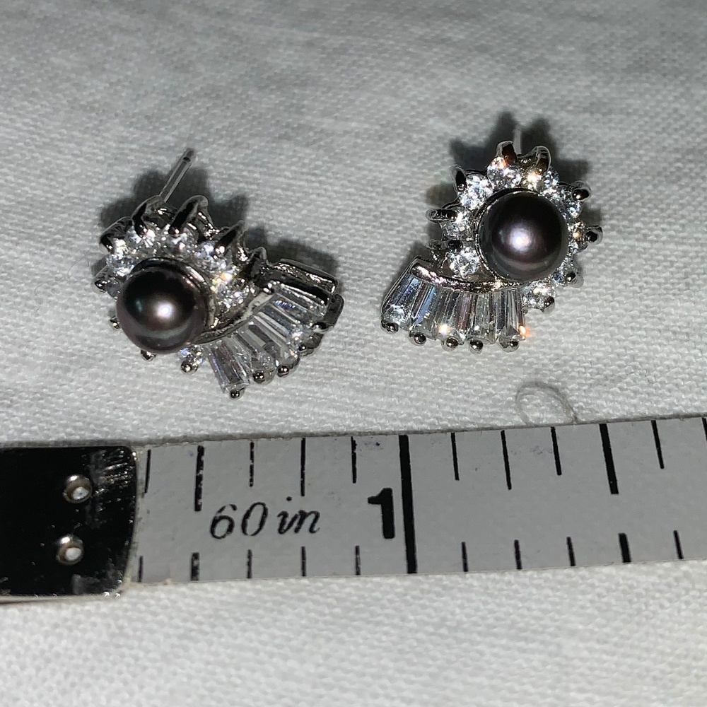 Grey Faux pearl and rhinestone earrings